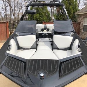 Meet your Posher, Todd